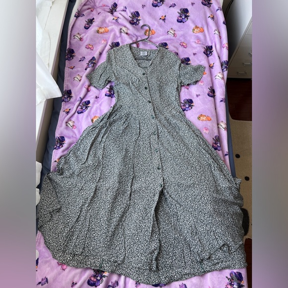 Vintage Laura Ashley dress - Picture 4 of 6